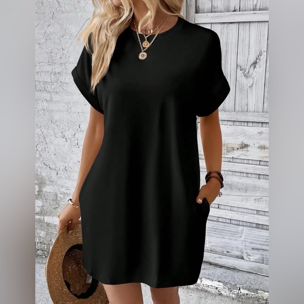 Perfect little black casual dress!